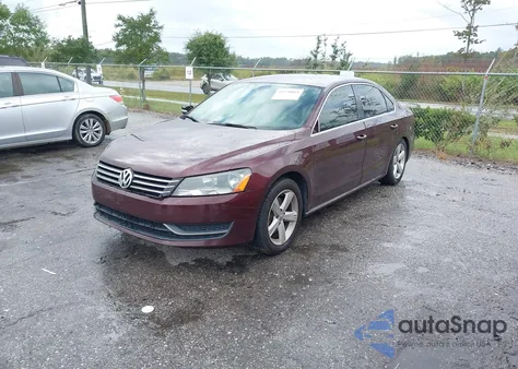 2012 Volkswagen Passat 2.5L Se z USA, uszkodzony, nr VIN 1VWBH7A3XCC093970